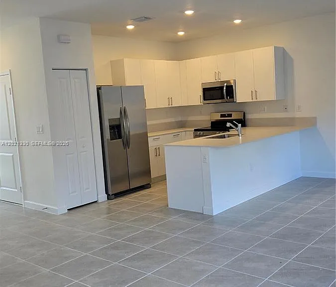 713 SE 13th Street Cir — Photo 5