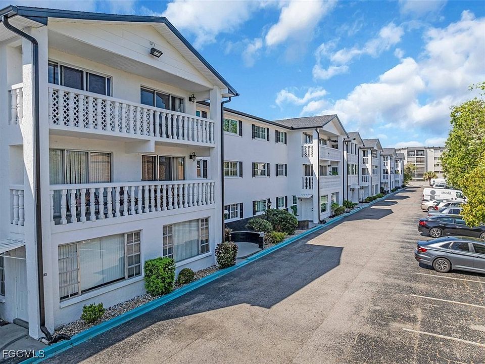 1st image of 3704 Broadway #3704-216