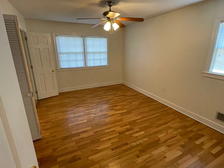 114 S Cardinal Dr — Photo 14