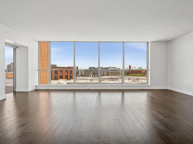 718 Long Bridge St #800 — Photo 3