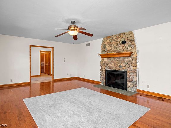 5th image of 7039 Richman Rd