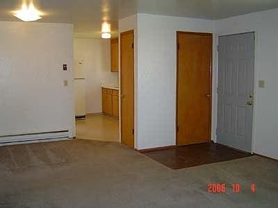 3rd image of 11115 Sheridan Ave S
