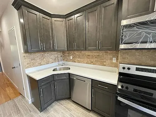 1697 Nostrand Ave #5P Photo 1