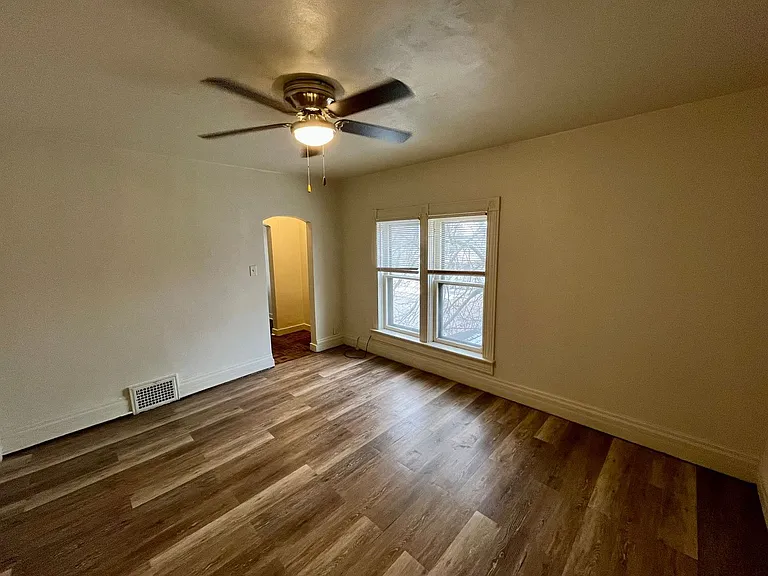 701 Scott St — Photo 8