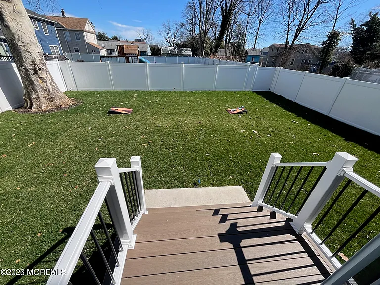 211 Rockwell Ave — Photo 31