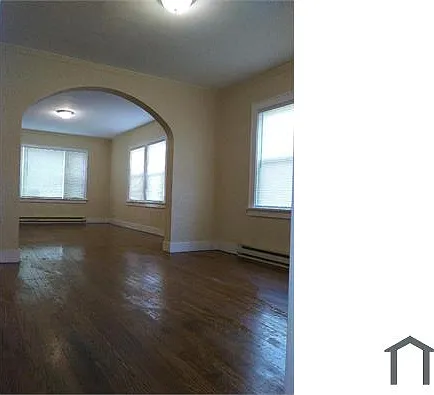 2422 Benderwirt Ave #1 — Photo 2