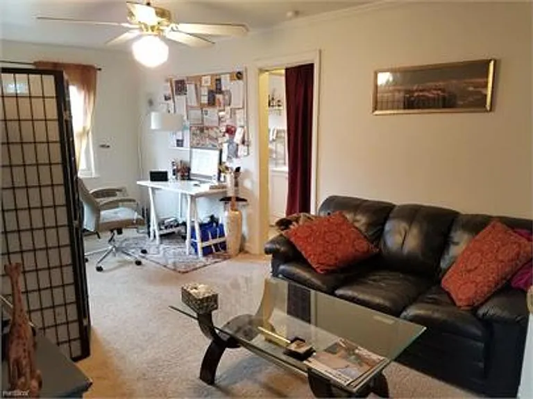 5739 Walnut St #2 — Photo 3
