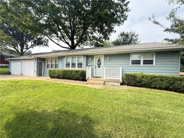 13400 E 39th Street Ct S, Independence, MO 64055