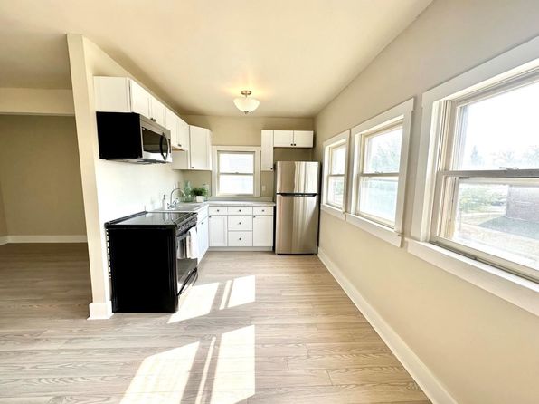 cedar-rapids-iowa-2055682336 picture