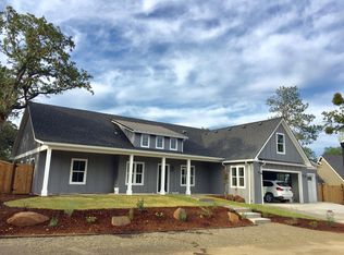 600 S Loop Rd, Jacksonville, OR 97530