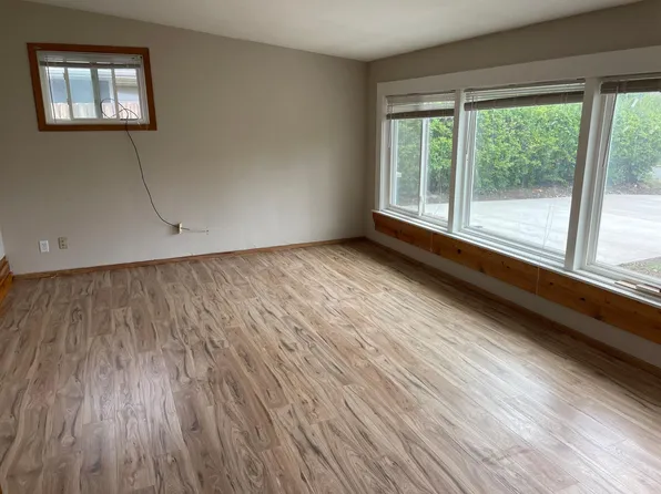 307 Cardinal Cres, Monona, WI 53716