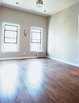 Rented by Aventana | media 4