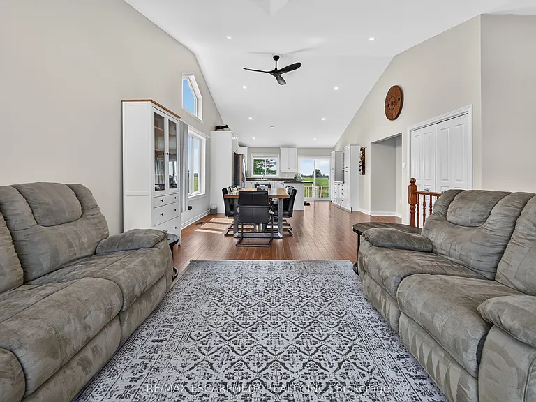 86 Golden Acres Dr — Photo 10
