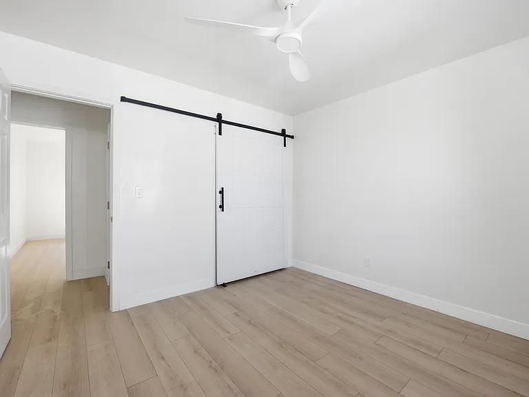 4553 North Ave #4551.5 — Photo 11