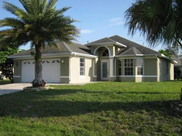 8349 Bahamas Rd, Fort Myers, FL 33967