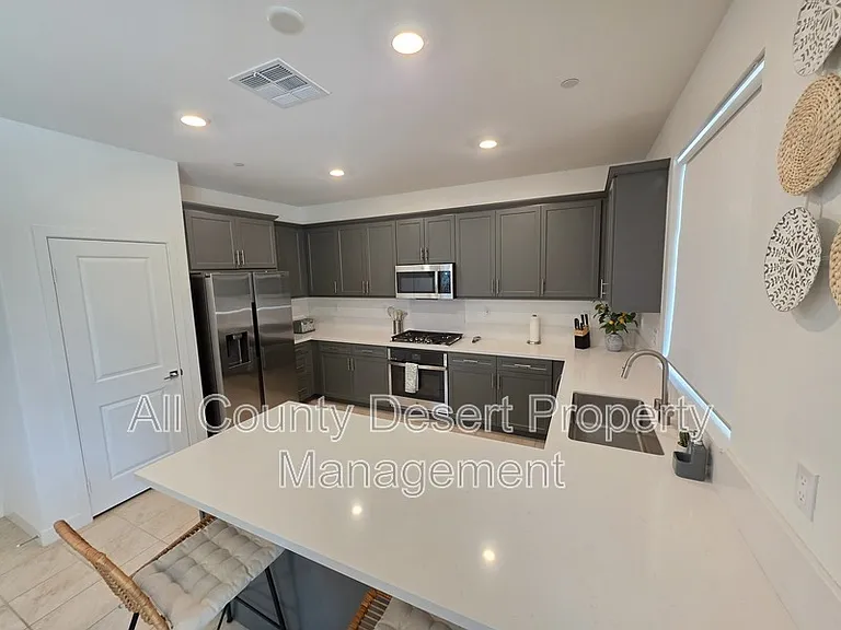35460 Domani Dr — Photo 5