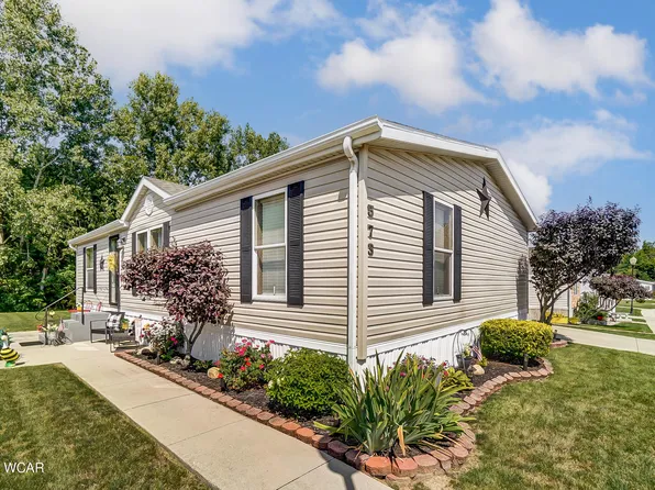 573 Waterview Cir, Lima, OH 45804