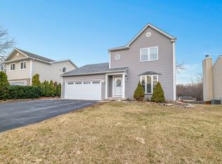 2010 N Nicole Ln, Round Lake Beach, IL 60073