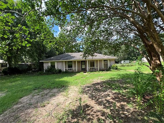 3rd image of 9258 Cottage Park Dr N