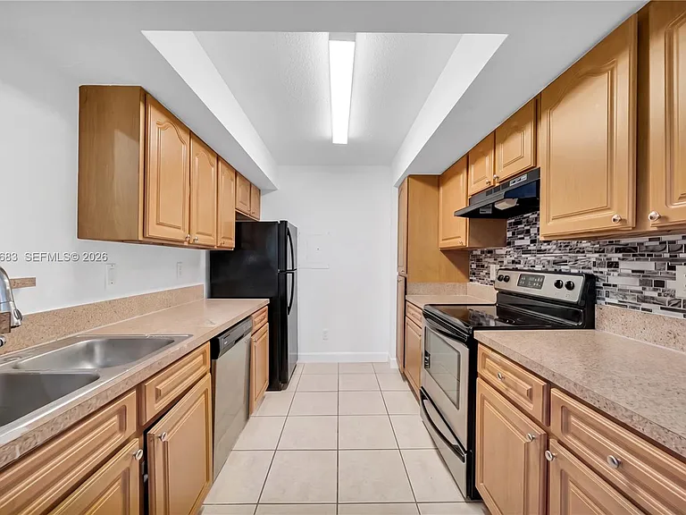 15070 SW 103rd Ln #2201 — Photo 7
