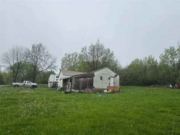 11151 Ralph Dr, Odessa, MO 64076