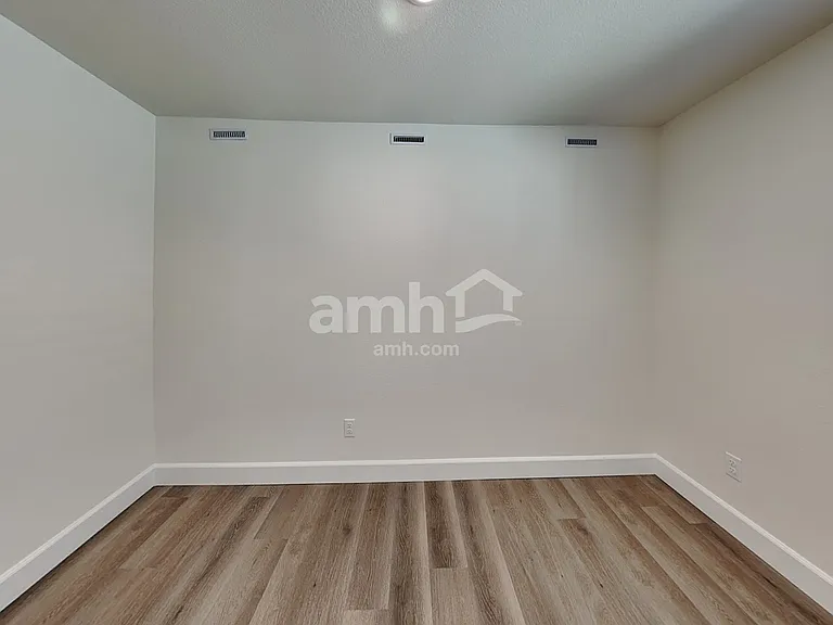 10377 Bishops Cap St — Photo 10