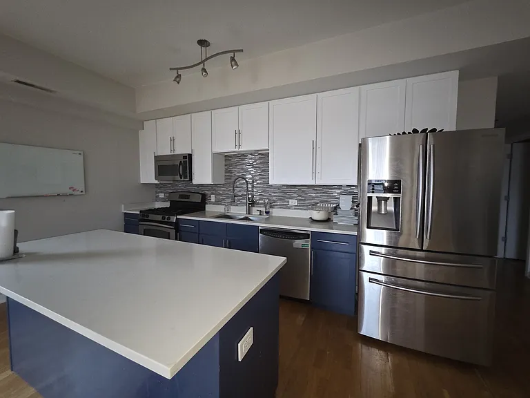 4350 N Broadway St — Photo 6