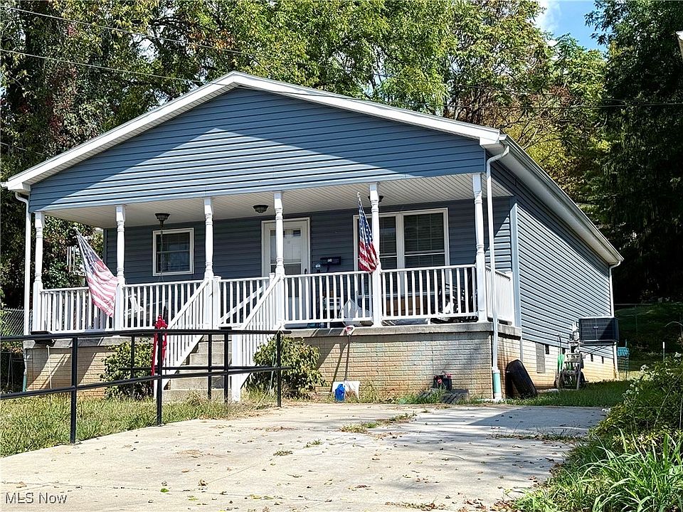 1st image of 634 9th St