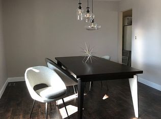 420 Country Ridge Dr, Saint Charles, MO 63304