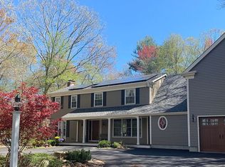 590 Dover Rd, Westwood, MA 02090