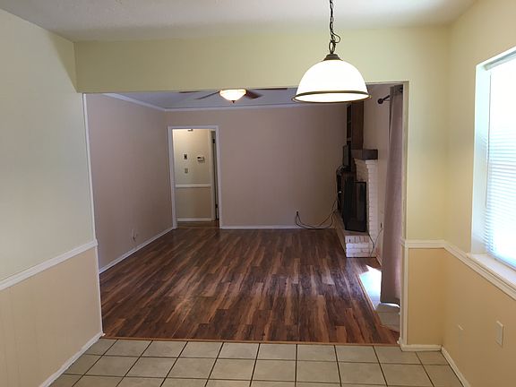 Open Concept Living/Dining