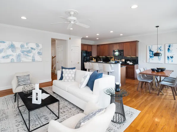 15 Mercy Street #15, Danbury, CT 06810
