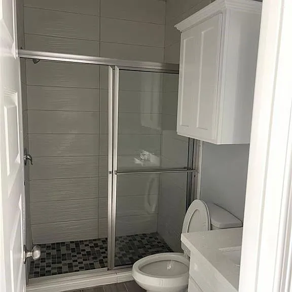 2000 Angus St #2 — Photo 8