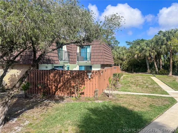 6057 SE Riverboat Dr, Stuart, FL 34997