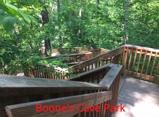 Yadkin College Rd, Lexington, NC 27295