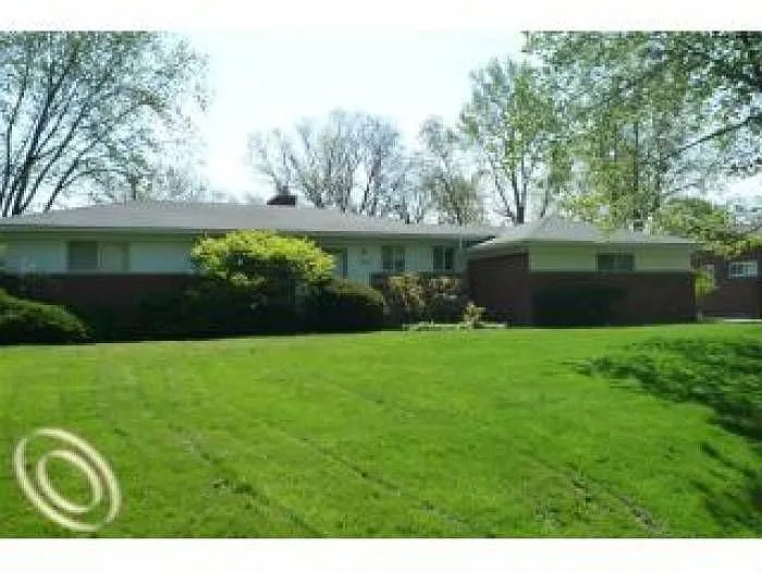 28730 Bella Vista Dr photo 1