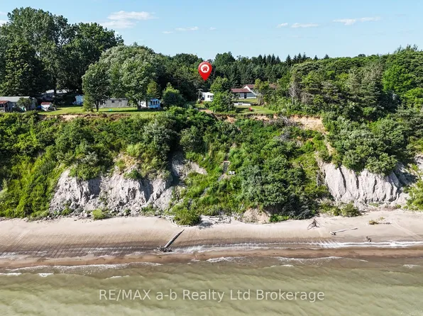 55424 Lakeshore Rd, Norfolk County, ON N0J 1T0