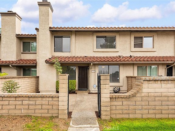 3rd image of 9757 La Monica Dr