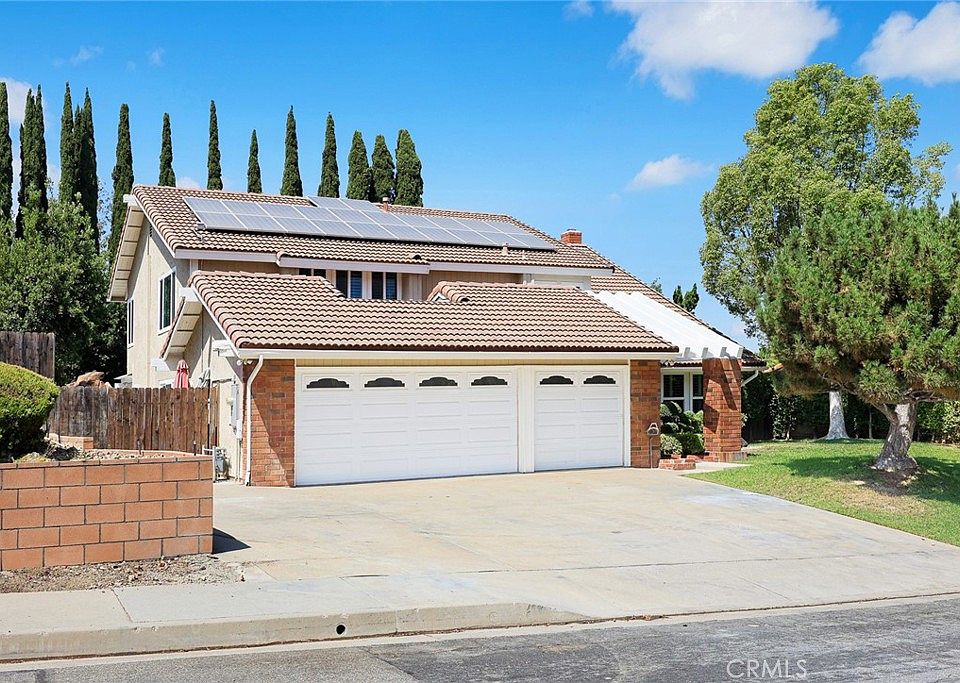 1st image of 2275 Oldridge Dr
