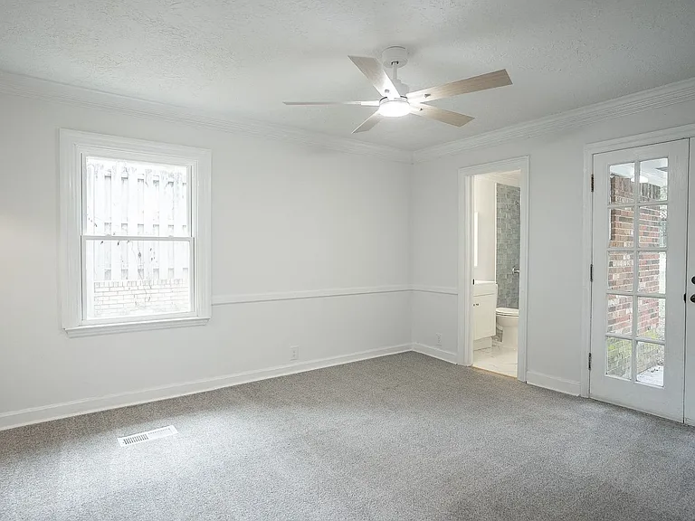 3120 Edinburgh Dr — Photo 31