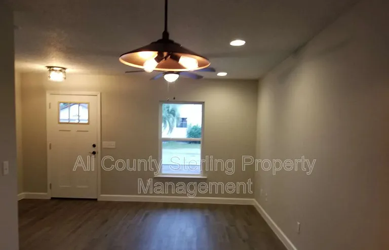20 SW 5th St — Photo 7
