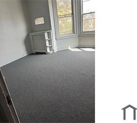1st image of 1024 W Marshall St #2