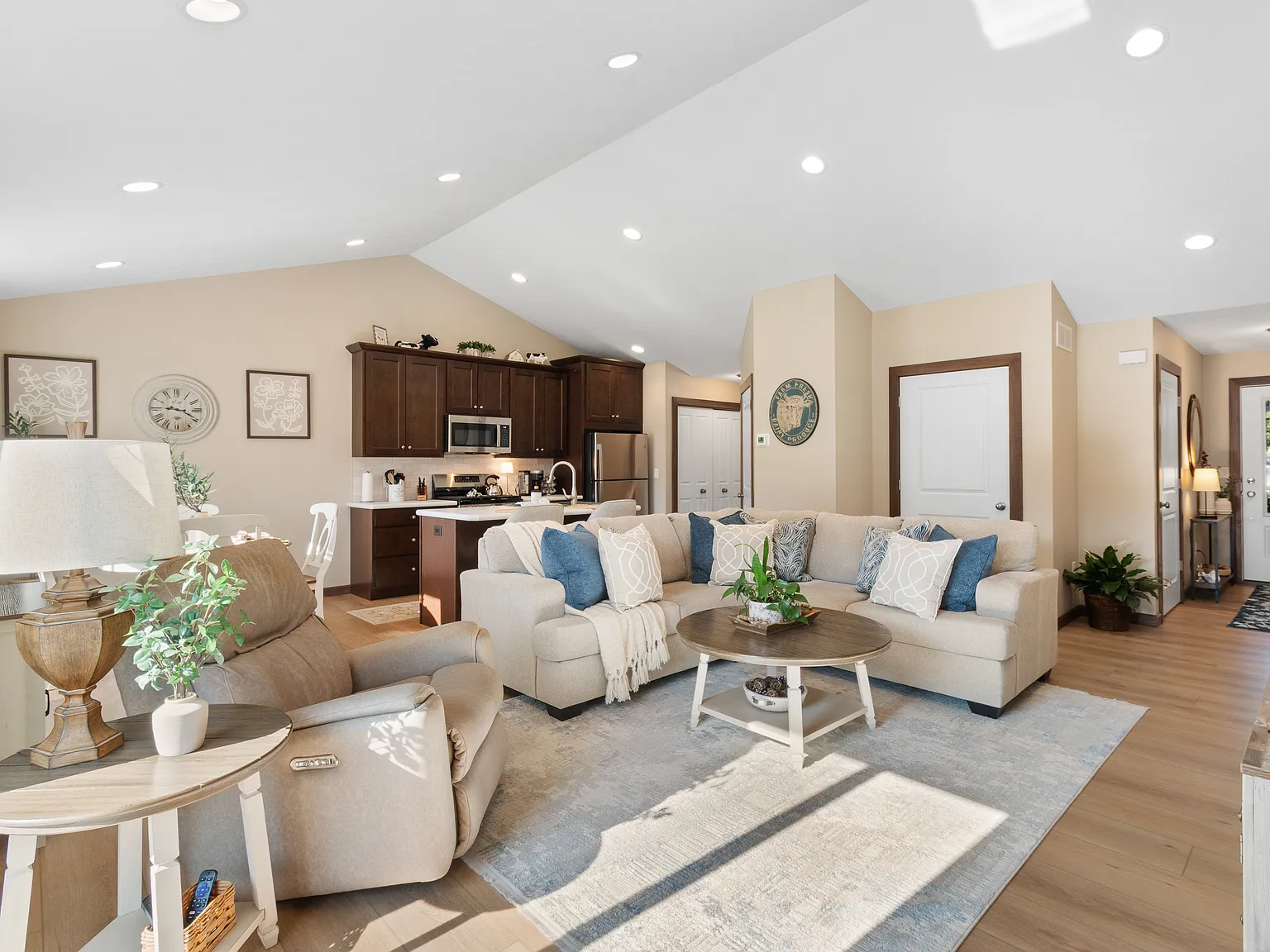 11430 Geib Ave NE — Photo 4