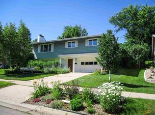 3816 Brookside Dr, Rapid City, SD 57702