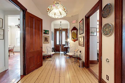 47 Pelham St Photo 1