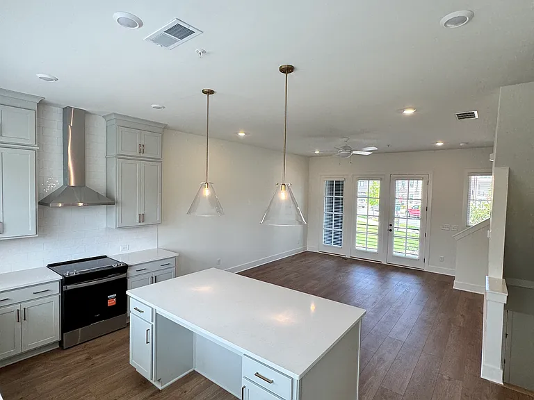 2684 Mackintosh Ct — Photo 6