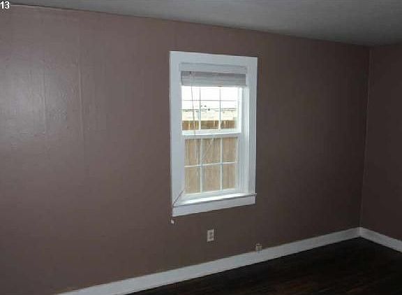 3rd image of 710 Gillis St