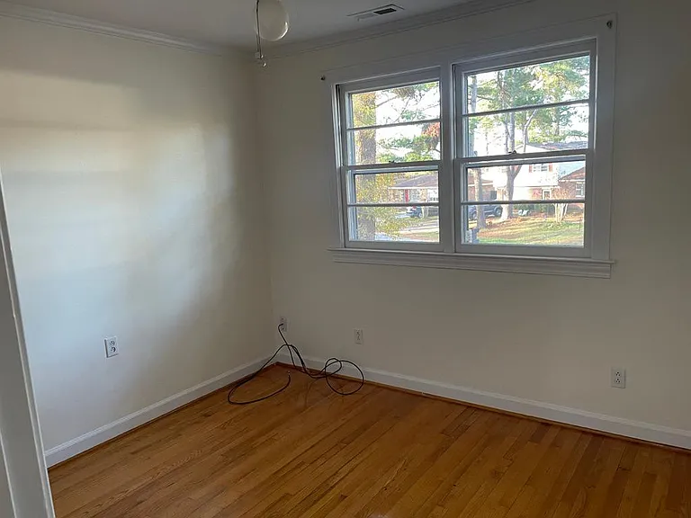 1717 Providence Rd — Photo 11