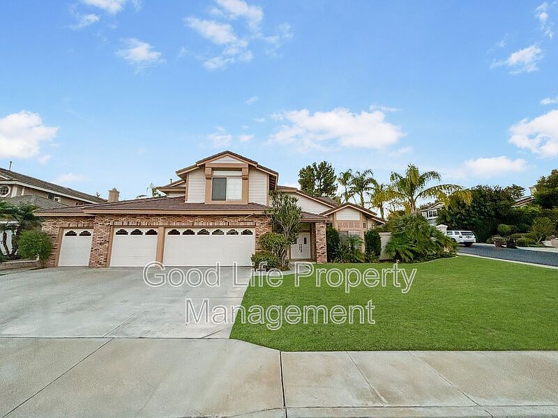 1st image of 709 S Hidden Creek Cir