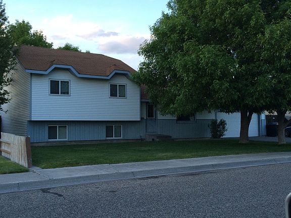 4th image of 145 Meadowlark Dr